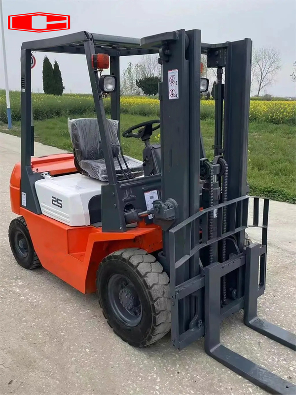 Trak Forklift Mini 2.5 Tan CV-25 terlaris China