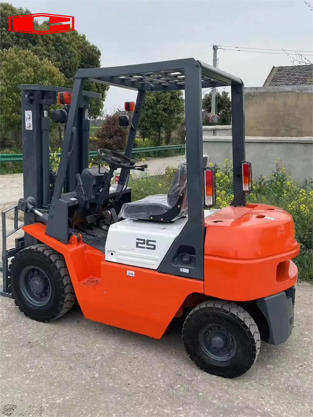 Trak Forklift Mini 2.5 Tan CV-25 terlaris China