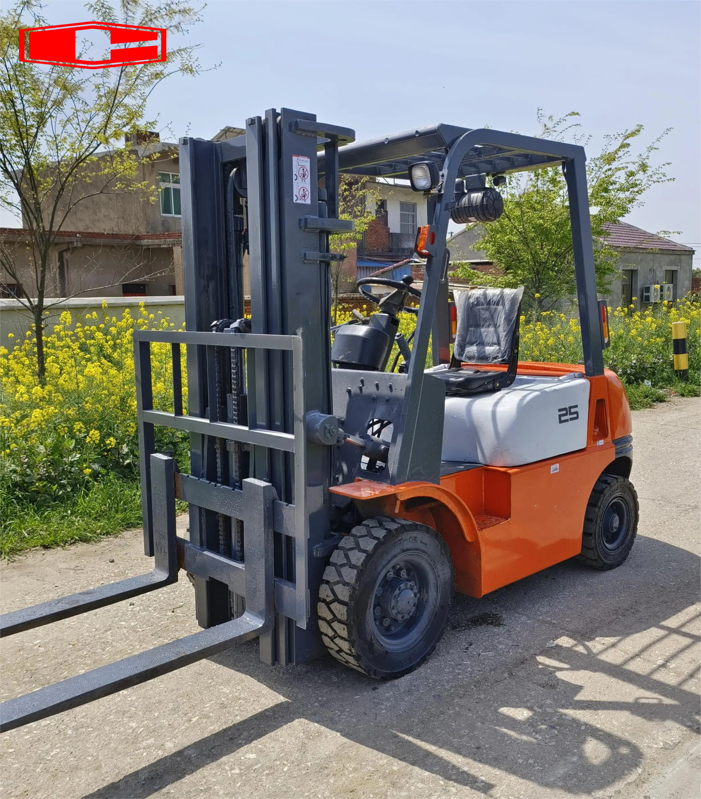 Trak Forklift Mini 2.5 Tan CV-25 terlaris China